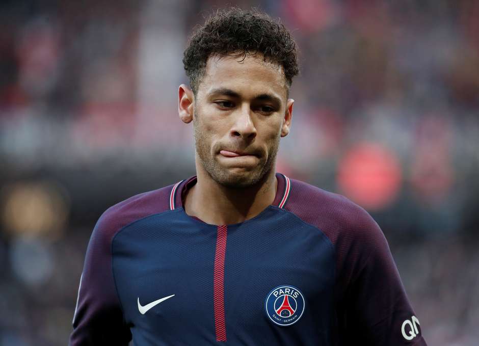Jornal revela reunião ‘tensa’ entre PSG, Neymar e CBF Jornal revela reunião ‘tensa’ entre PSG, Neymar e CBF