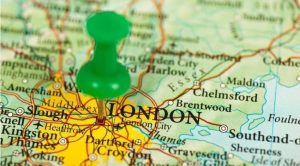 Majoração praticada durante transferência para a Inglaterra integra salário de bancário no Brasil