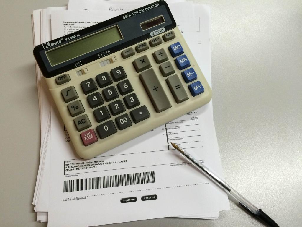 Boletos vencidos acima de R$ 800 já podem ser pagos em qualquer banco