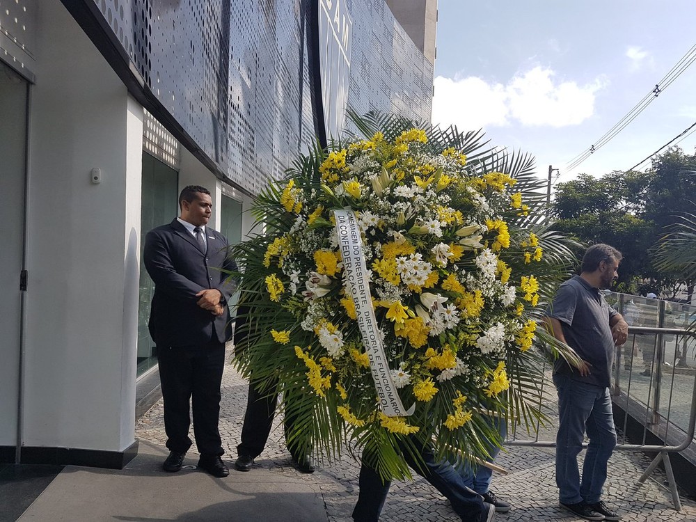 Nomes do vôlei e do futebol se despedem de Bebeto de Freitas em Belo Horizonte