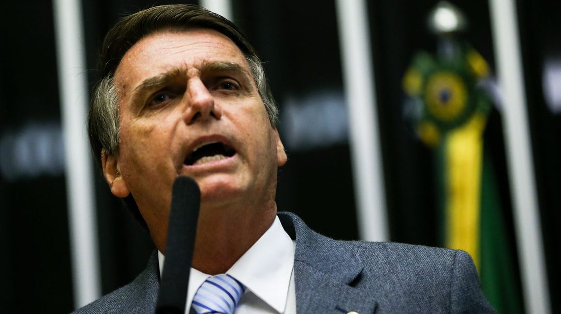 Bolsonaro viaja ao Chile para se reunir com líderes da América do Sul