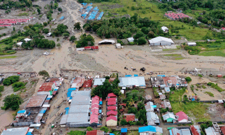 Vai a 89 o nº de mortos em inundações na Indonésia; 74 pessoas estão desparecidas