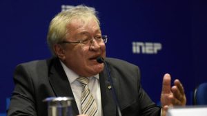 Após ser demitido, ex-presidente do Inep diz que não há comunicação dentro do MEC