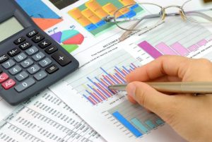 Mercado baixa de novo estimativa de alta do PIB e volta a prever inflação acima de 4% para 2019