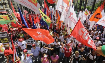 Dia do Trabalho terá manifestações contra nova previdência em Goiás, DF e mais 12 Estados