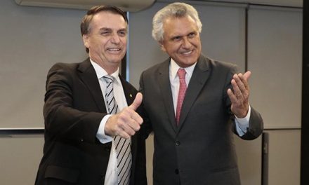 Em busca de apoio para Reforma da Previdência, Bolsonaro se reúne com lideranças políticas