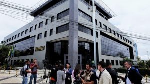 Polícia Federal cumpre mandados de prisão em nova fase da Operação Decantação