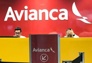 Avianca cancela mais de 300 voos
