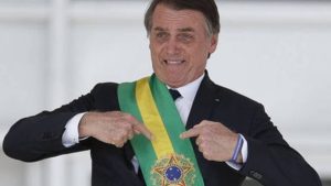 CCJ aprova título de cidadão goiano ao presidente Jair Bolsonaro