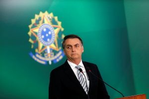 Bolsonaro sanciona lei de criação da Empresa Simples de Crédito