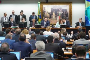 CCJ da Câmara deve votar hoje relatório da reforma da Previdência