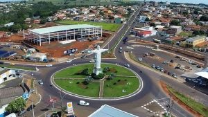 Caiado sanciona lei que transfere capital para Rio Verde durante Tecnoshow