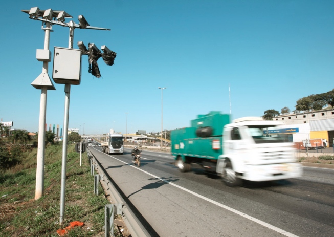 Juíza proíbe retirada de radares das rodovias federais
