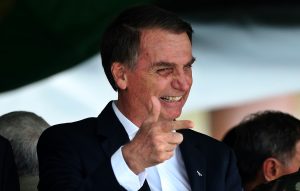 Em 100 dias, Bolsonaro cumpre mais promessas que Dilma e Temer no mesmo período