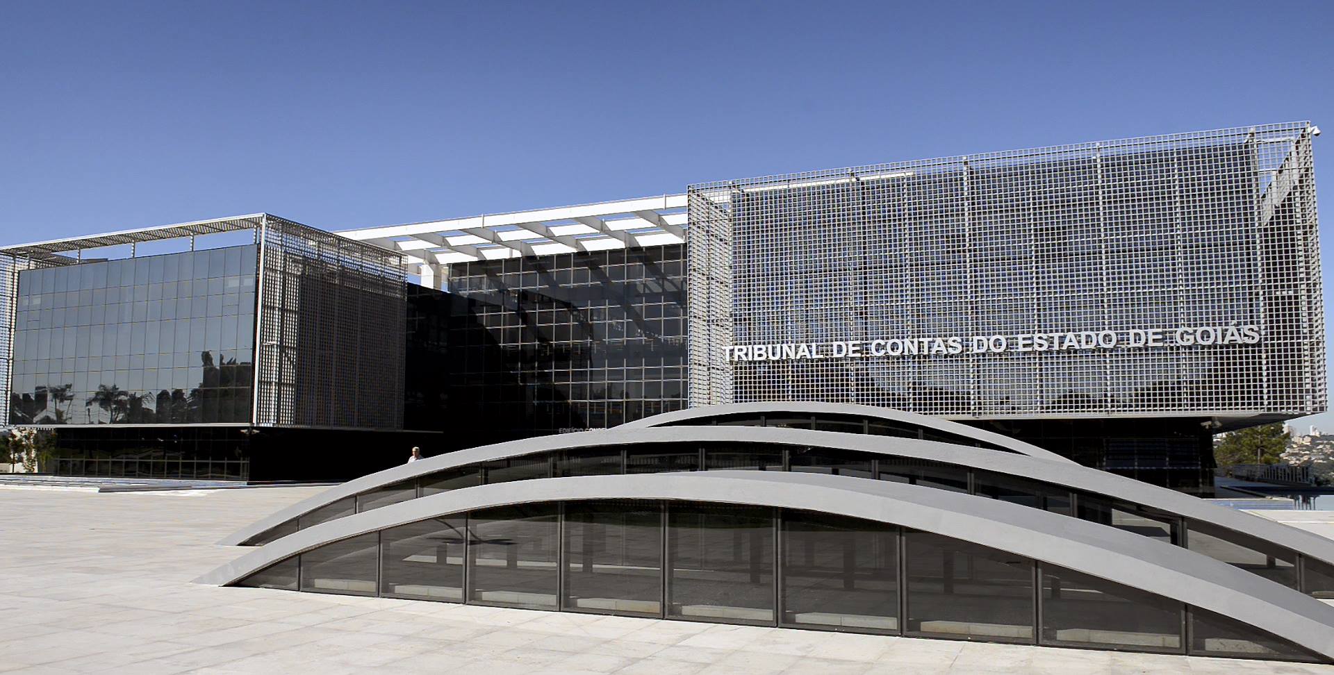 TCE Goiás divulga edital de concurso com salários de até R$ 12 mil TCE Goiás divulga edital de concurso com salários de até R$ 12 mil