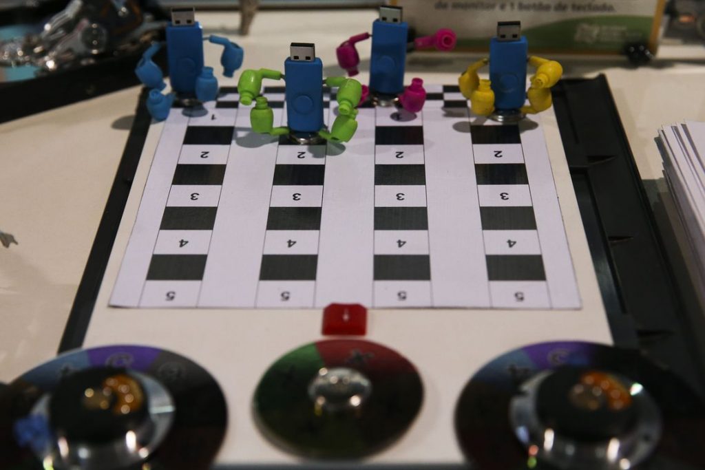 Governo federal lança programa Ciência na Escola Governo federal lança programa Ciência na Escola