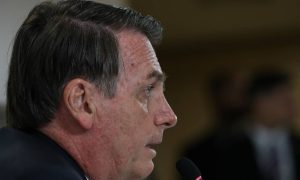 Bolsonaro pede ao presidente do Banco do Brasil para reduzir os juros; ações do banco estatal caem