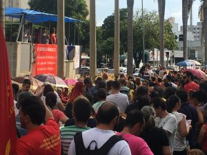 Em Goiás, 40 municípios aderem à greve nacional contra previdência e cortes na Educação