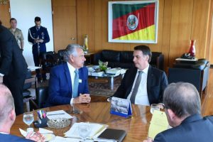 Bolsonaro virá a Goiás para lançamento do programa de recuperação do Rio Araguaia