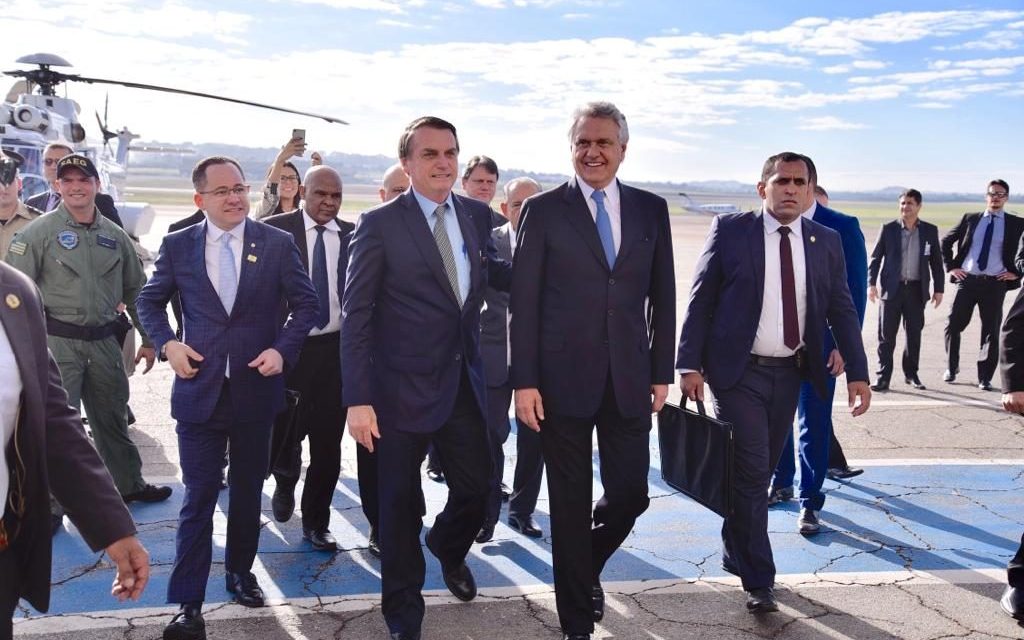 Durante visita a Goiânia, Bolsonaro diz que há possibilidade de revogar artigo da reforma sobre deficientes