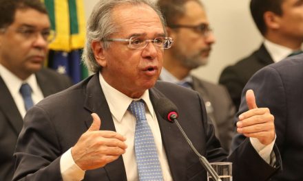 Guedes diz que governo já trabalha com crescimento de 1,5% em 2019