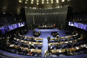 Após manifestações, senadores falam em manter Coaf com Sergio Moro