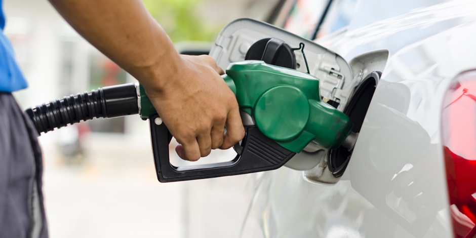 Postos de combustíveis em Goiânia oferecem 42% de desconto no valor da gasolina comum