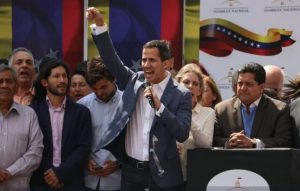 Guaidó aceita negociar com chavismo