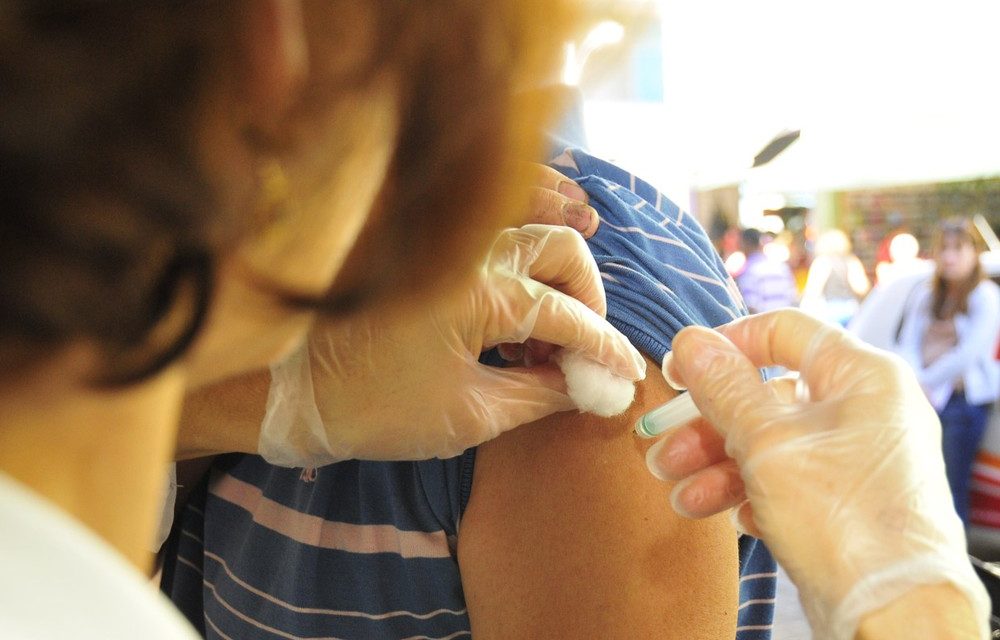 Postos de saúde fazem hoje o Dia D da vacina contra a gripe