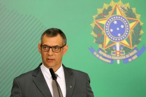 Governo bloqueia R$ 5,8 bilhões do orçamento das Forças Armadas