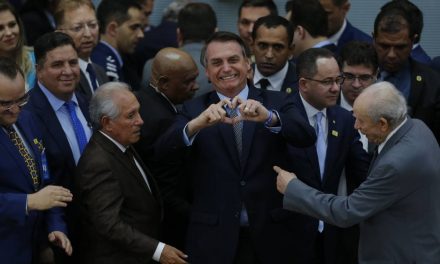‘Será que não está na hora de termos um ministro evangélico no STF?’, questiona Bolsonaro