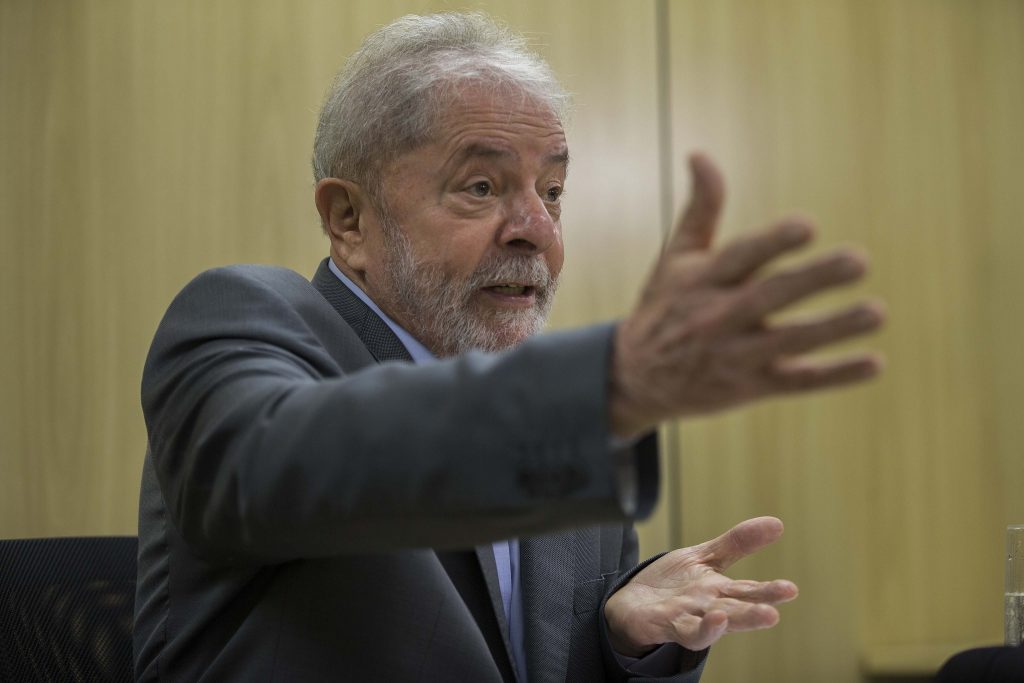 Procuradoria diz ao STJ que Lula já pode ir para o regime semiaberto