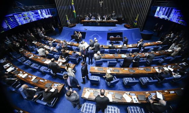 Senado derruba decreto de Bolsonaro sobre armas