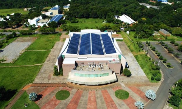 UFG inaugura Usina Solar Fotovoltaica