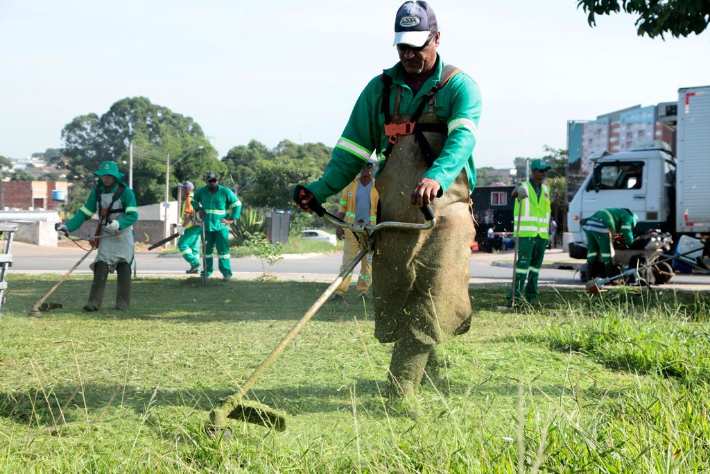 Mutirão da Prefeitura atende sete bairros de Aparecida de Goiânia