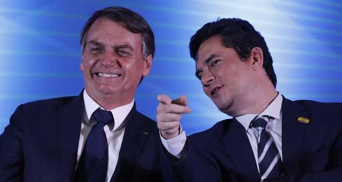 Bolsonaro mantém Moro na fila do STF