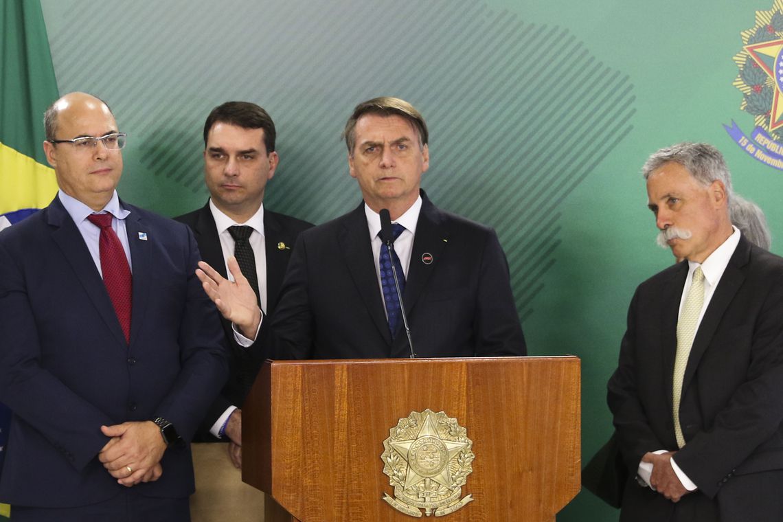 Bolsonaro diz que vai vetar lista tríplice para agências reguladoras