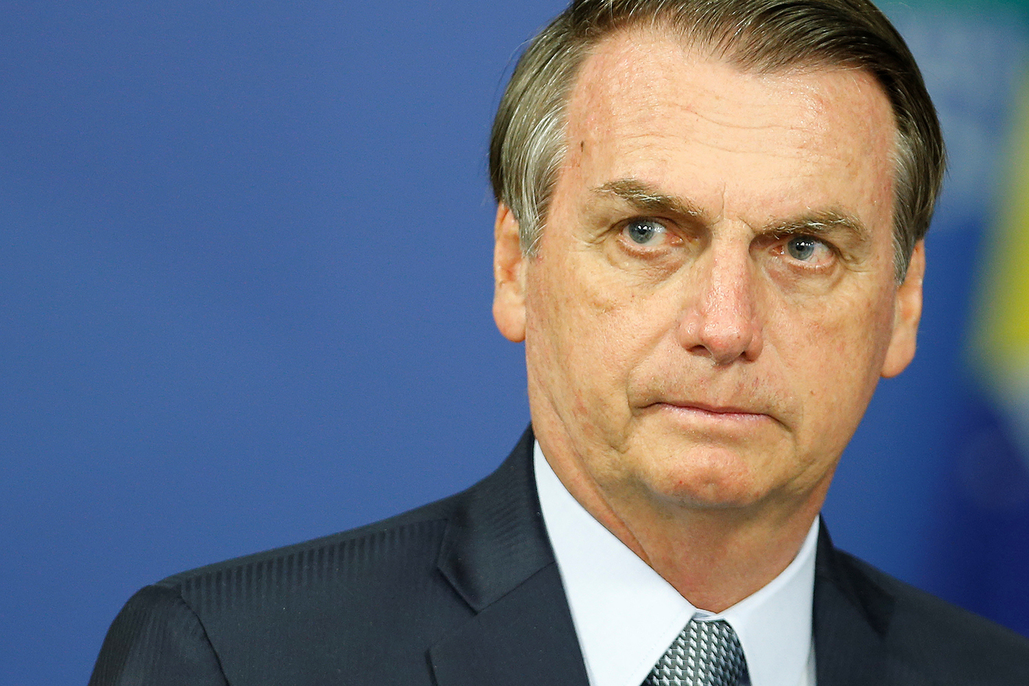 Bolsonaro recua e decide revogar o decreto das armas