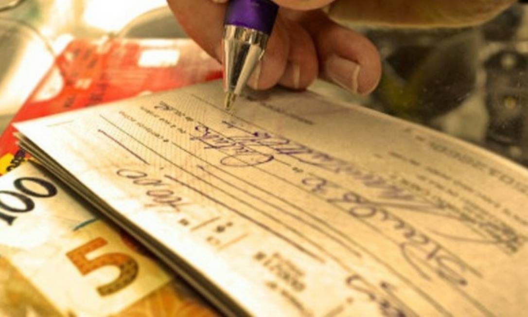 Maioria dos usuários do cheque especial é de baixa renda Maioria dos usuários do cheque especial é de baixa renda