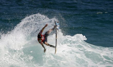 Brasil classifica oito atletas para as oitavas no Mundial de Surfe