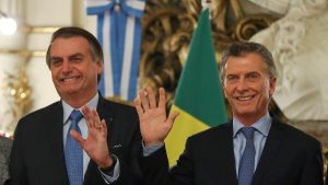 Bolsonaro conclama argentinos a votar com responsabilidade em outubro