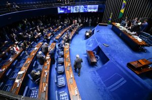 Senado aprova ampliação da posse de armas em propriedades rurais