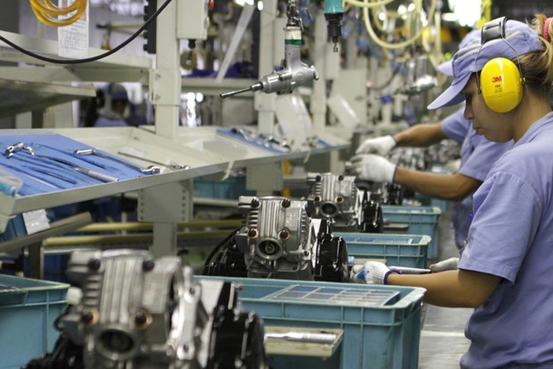 Pesquisa mostra leve recuperação no setor industrial entre 2016 e 2017 Pesquisa mostra leve recuperação no setor industrial entre 2016 e 2017