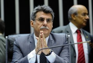 Operação Lava Jato denuncia Jucá e Sergio Machado por corrupção