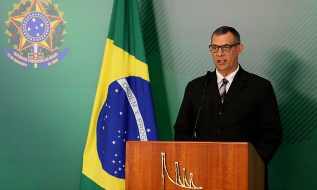 Governo não revogará decreto das armas, diz porta-voz de Bolsonaro