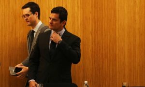 Conversas de Moro com procuradores e ação de hacker serão investigadas