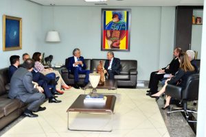 Caiado e Iris discutem sobre transferência da concessão do Eixo Anhanguera para o município