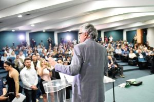 Programa estadual oferece linhas de crédito e suporte a empresários