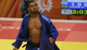 Judô garante ao Brasil primeiro bronze na Universíade de Nápoles