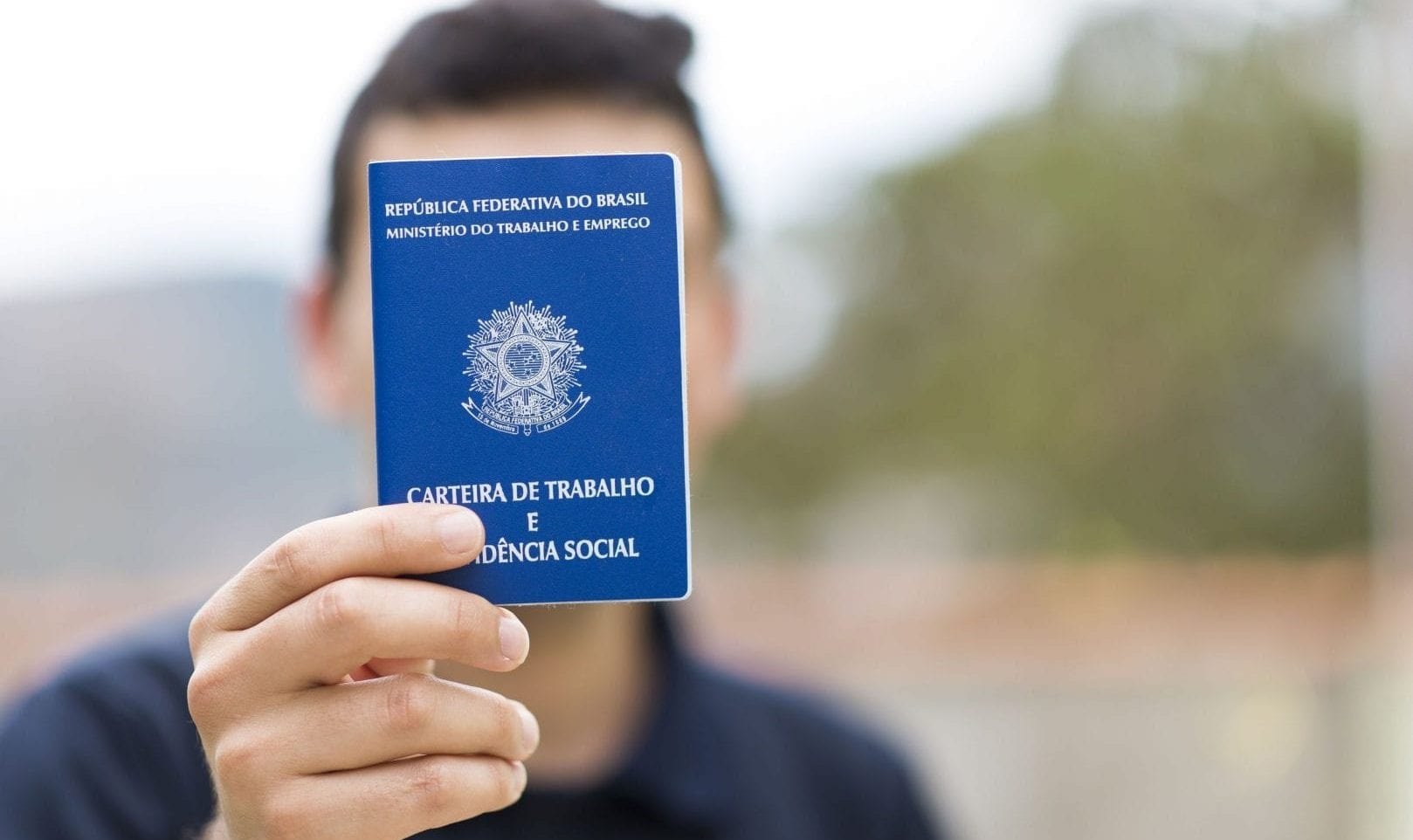 Cerca de 4 mil jovens precisam se recadastrar no programa Jovem Aprendiz, em Goiás Cerca de 4 mil jovens precisam se recadastrar no programa Jovem Aprendiz, em Goiás